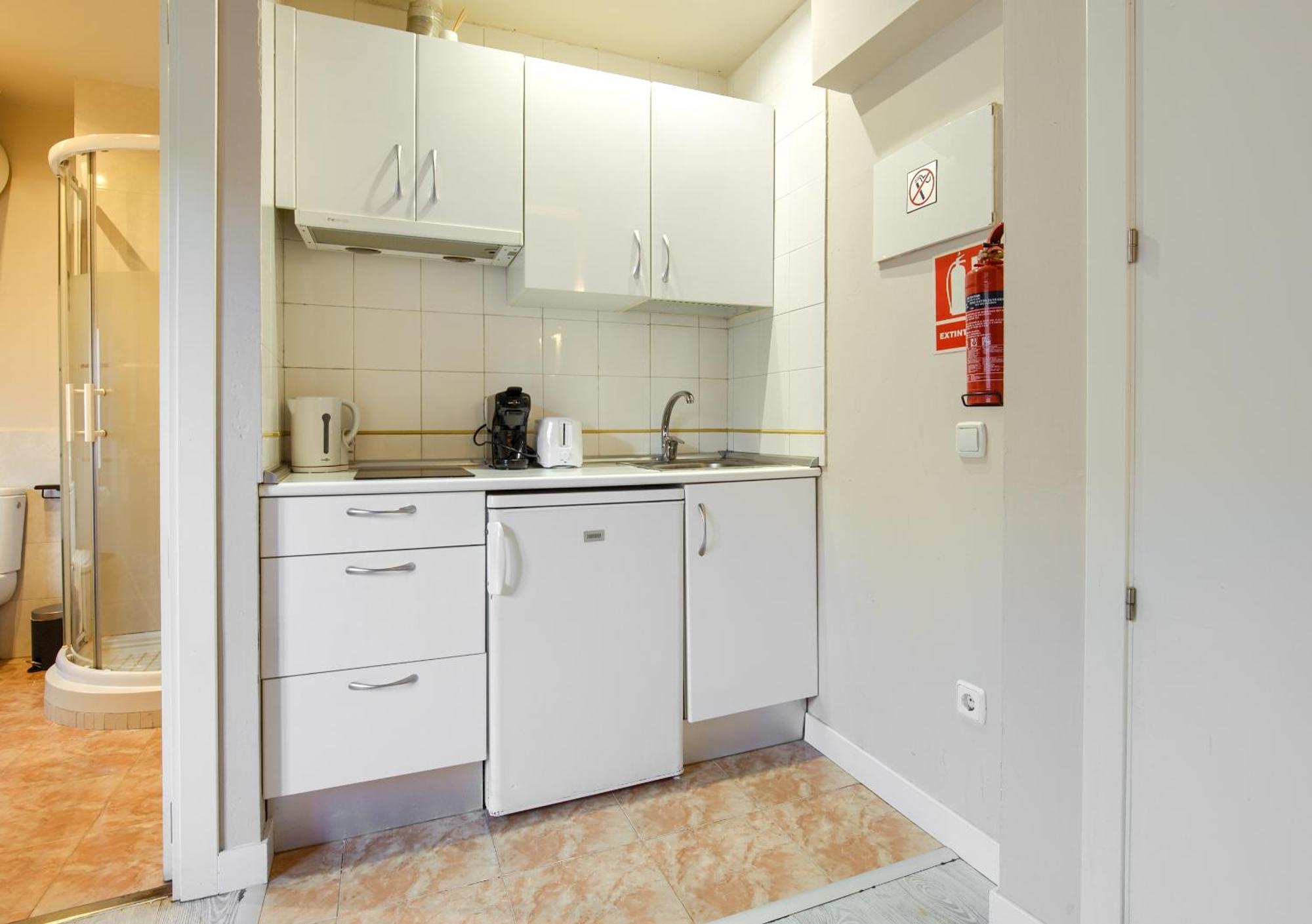 Apartamentos Ryc Alcalá de Henares Exterior foto