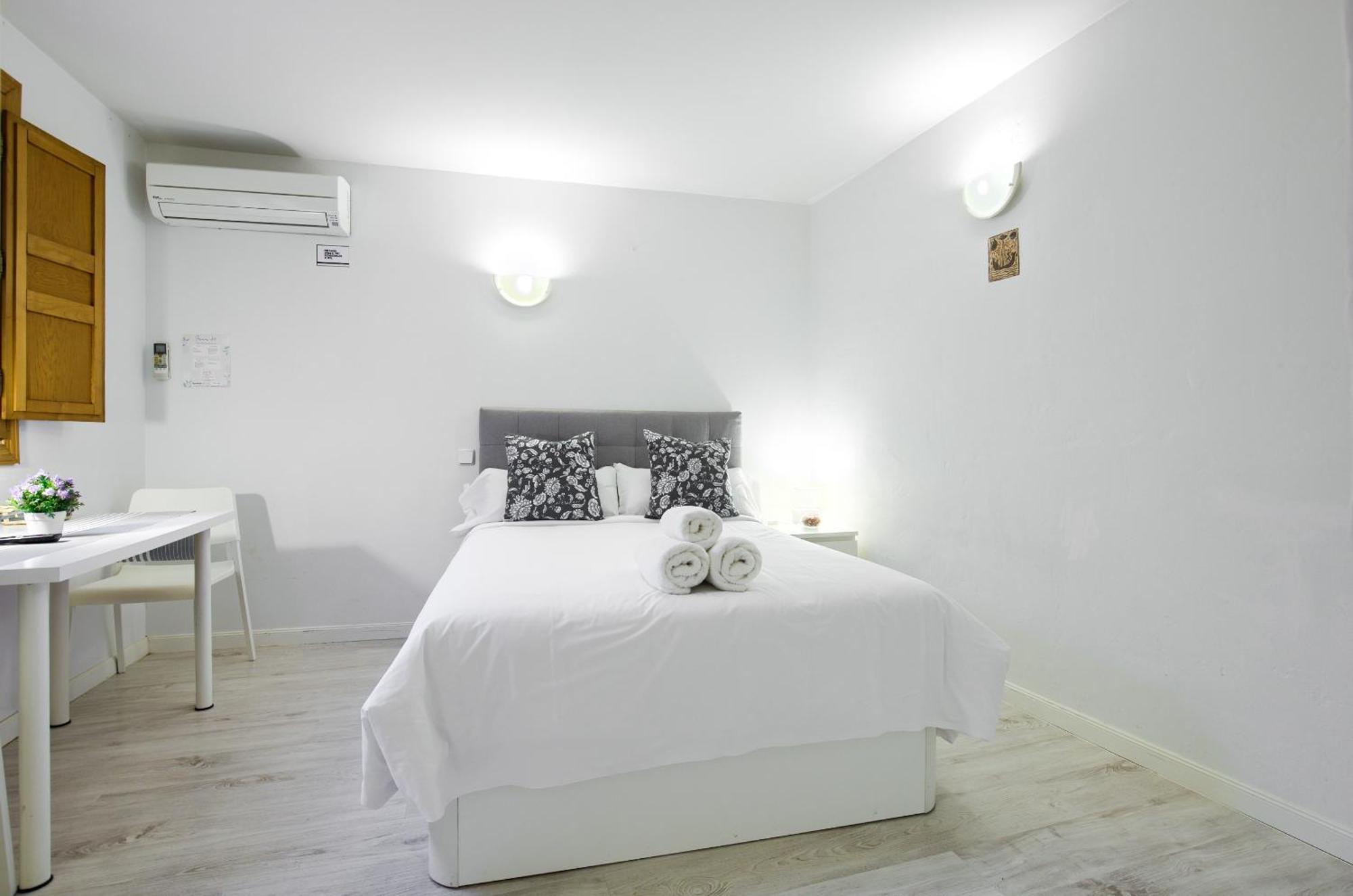 Apartamentos Ryc Alcalá de Henares Exterior foto