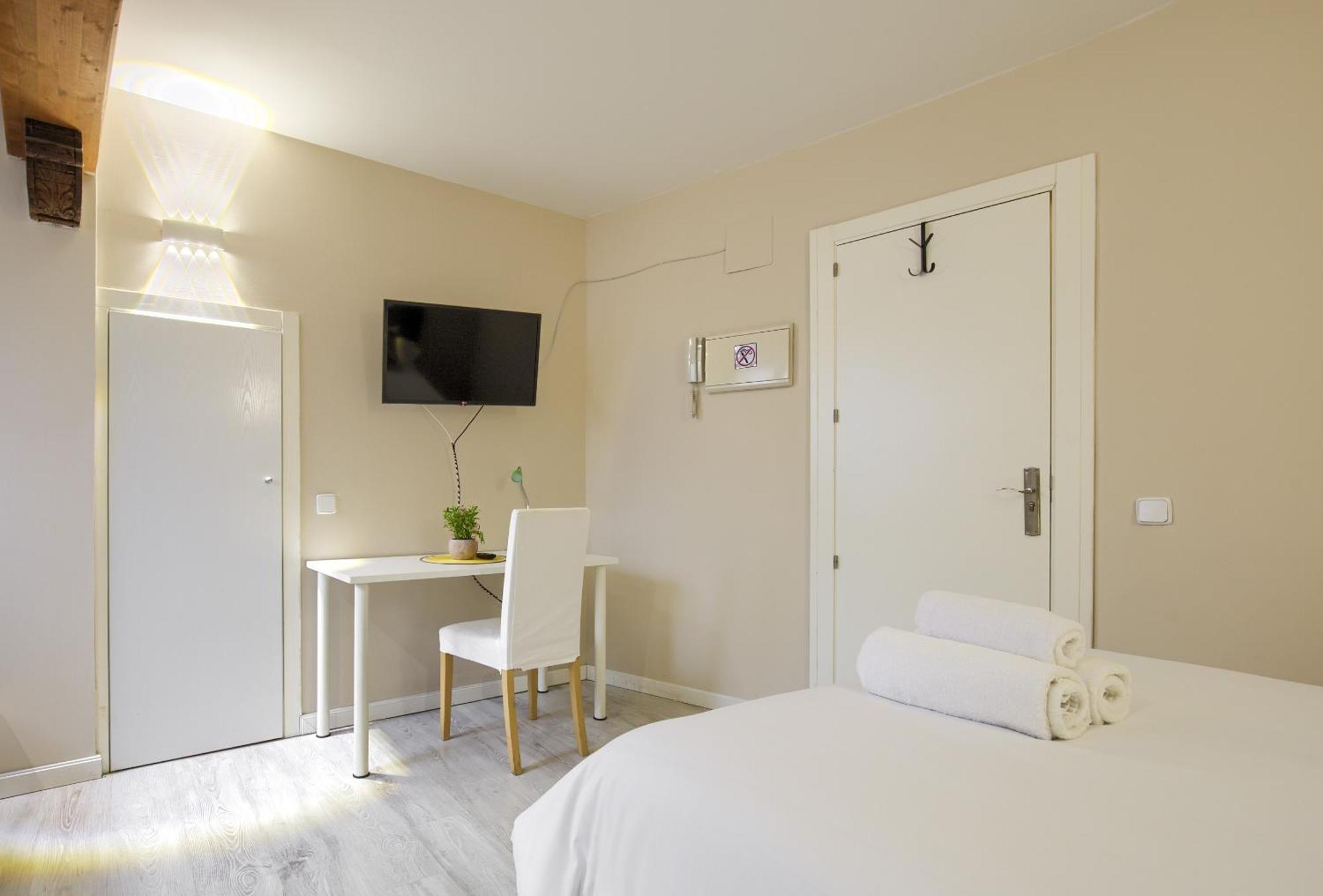 Apartamentos Ryc Alcalá de Henares Exterior foto